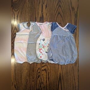 Burt's bees 3-6m bubble rompers